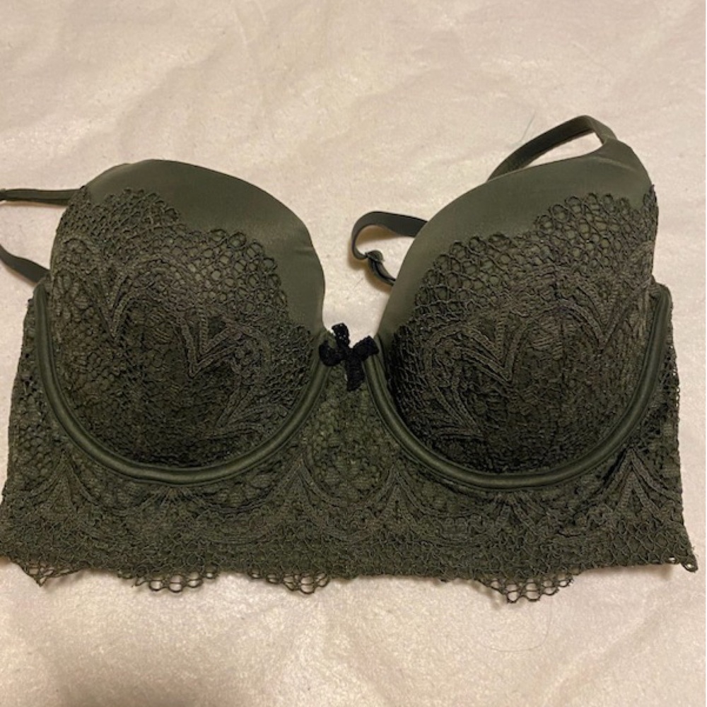 Victoria’s Secret lined Demi/ Demi-bustie double Beautiful and very sexy on!